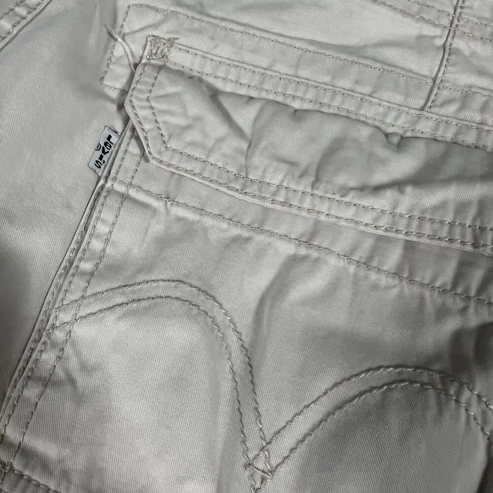 Baggy Levi's Cargo Cream Shorts Men's Size 34